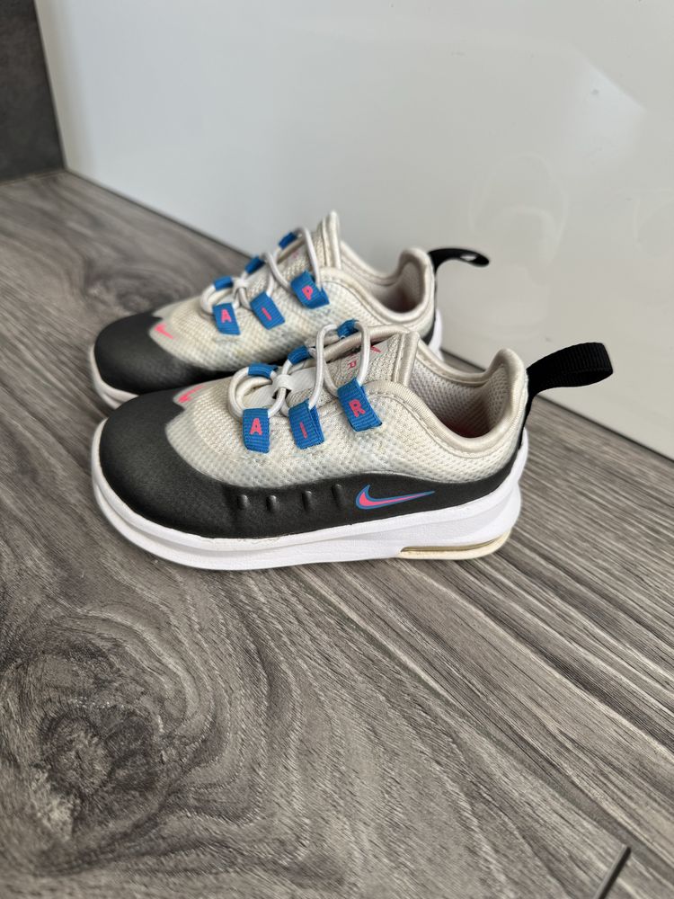 Buty dziecięce Nike Air Max Axis 22
