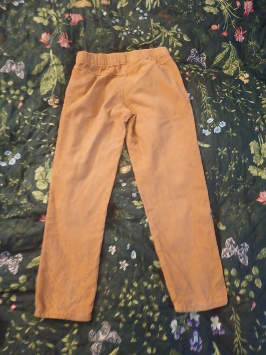 Spodnie sztruksowe 128