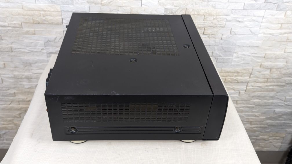 Pioneer A-702R Potężny wzmacniacz stereo