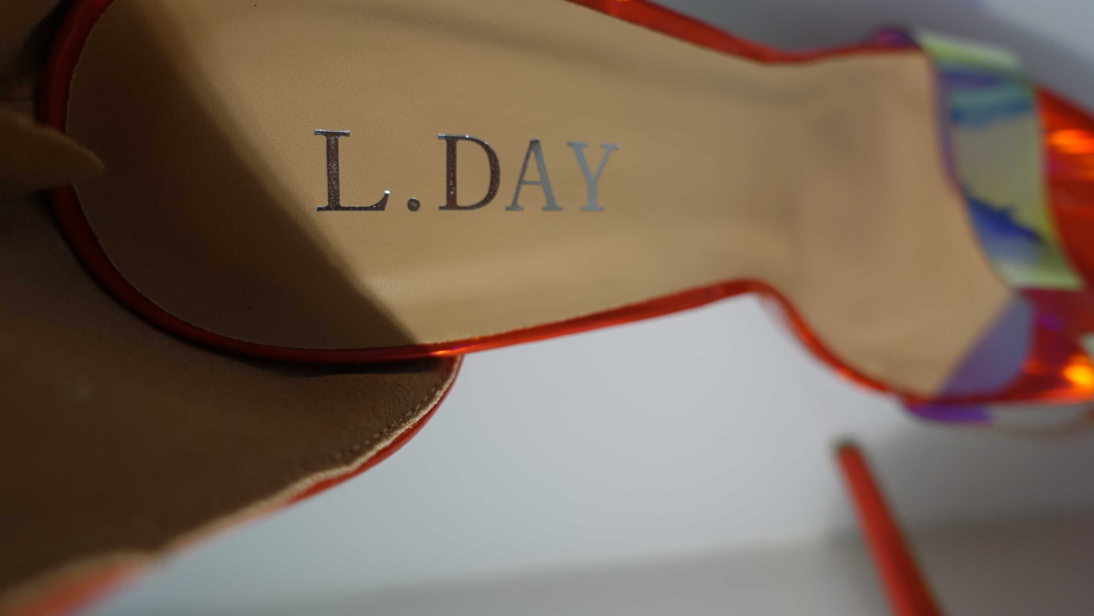 Sandały/buty na obcasie L.Day, czerwone lakierowane , rozmiar 40