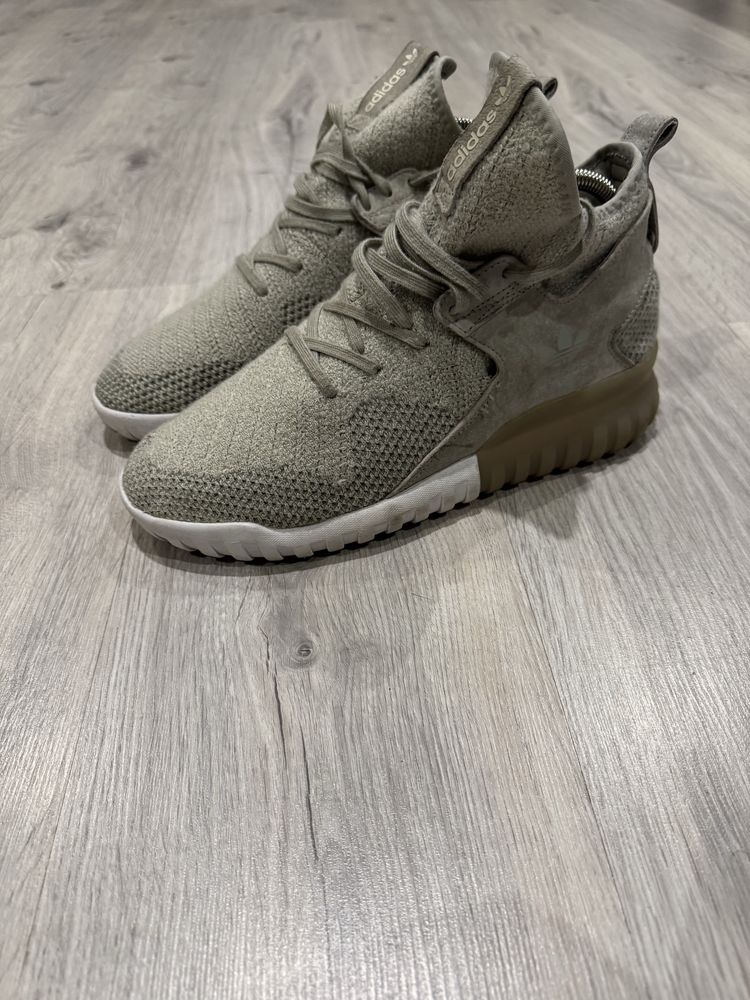 Кроссовки Adidas Tubular