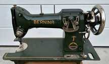 Máquina de costura antiga