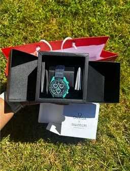 Omega x Swatch SO33L103 – Polarna Aurora w Zegarku