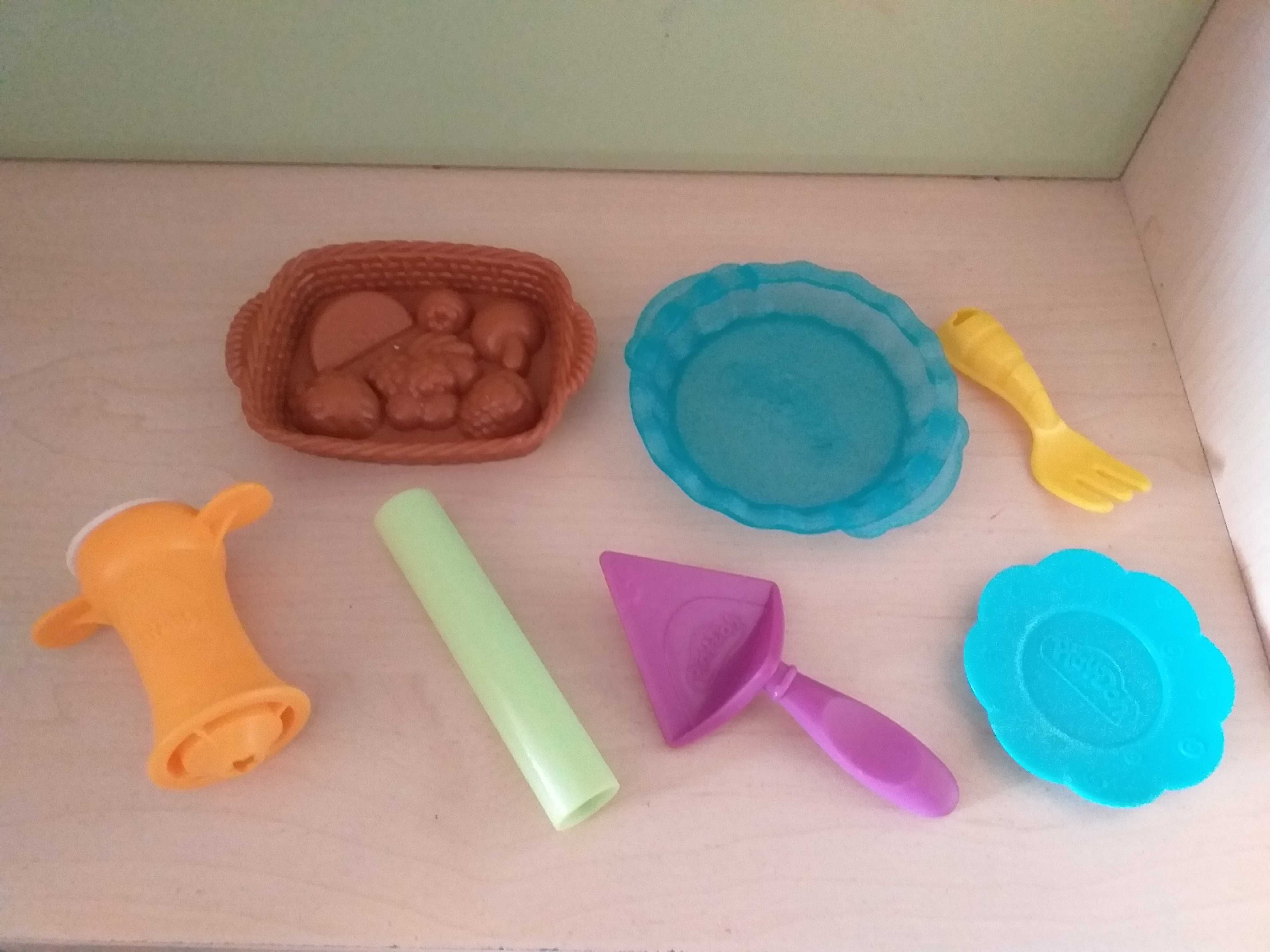 Play Doh набір для дитячої творчості. Кондитерська