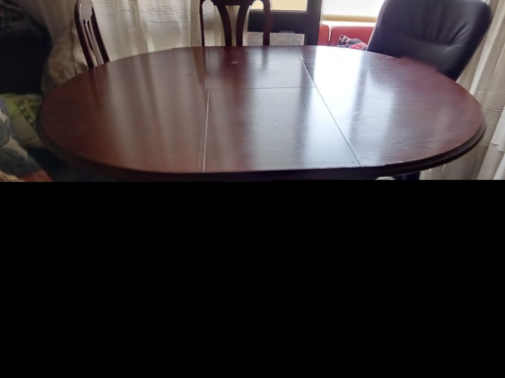 Mesa de madeira d