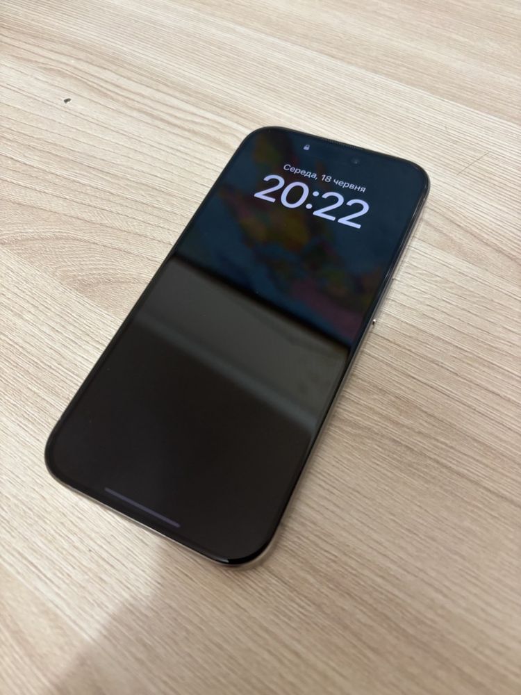 Продаю Iphone 15 pro 128 gb
