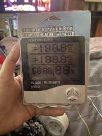 Электронный Термометр - гигрометр с часами