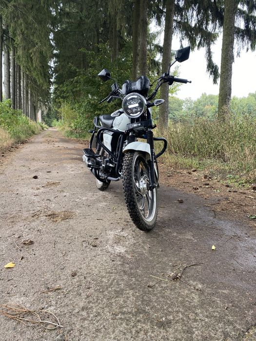 Продам мустанг фіт на повному ходу