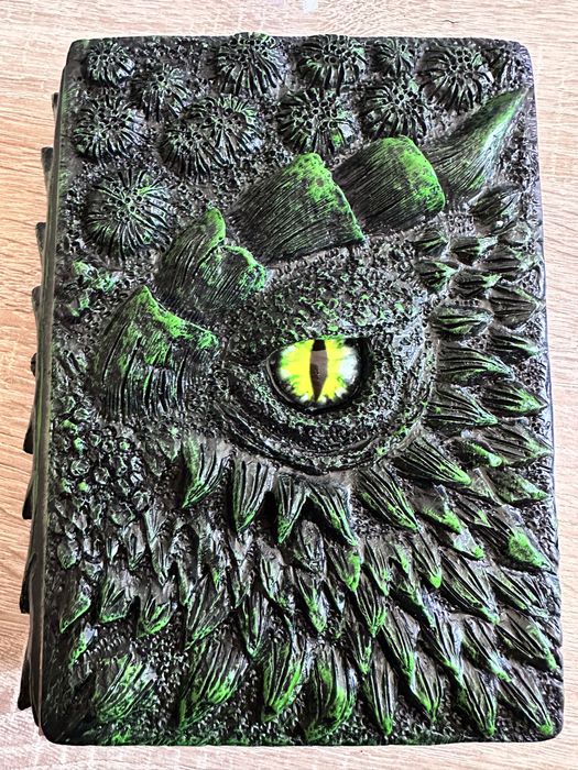 Продам блокнот Дракон