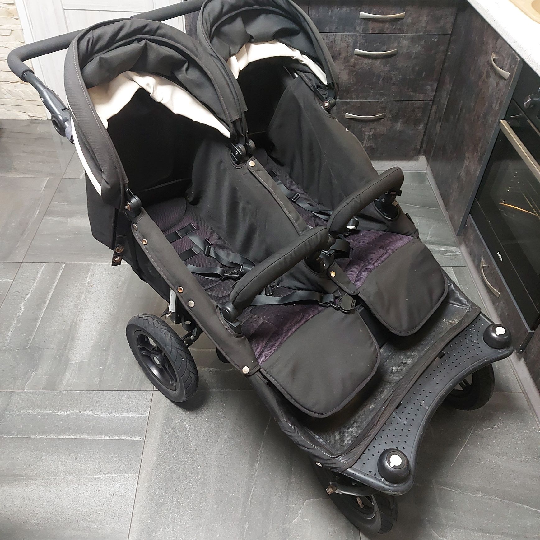 Wózek bliźniaczy / rok po roku. Babytravel dublin