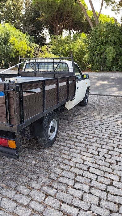 Nissan 2,5 TD 1996 Impecável 9500€