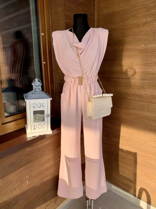 Kombinezon elegancki długa nogawka pudrowy róż (S/M)