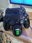 Pady PS4 x 2 plus ładowarka
