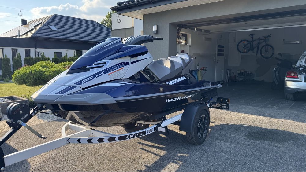 Jak nowy 3 osobowy skuter Yamaha FX Limited Cruiser SVHO 45mth salon