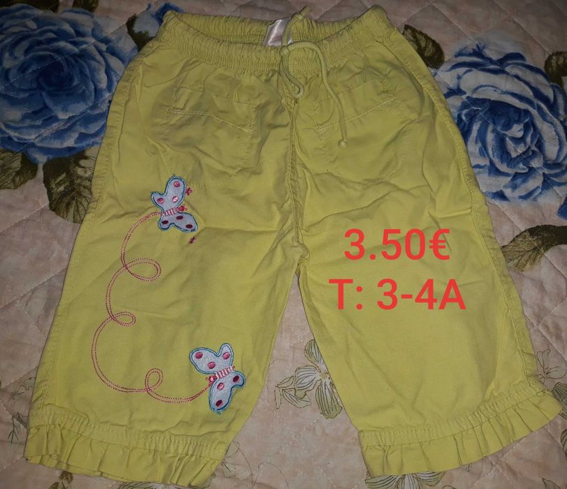 Roupa de menina, tamanho 3 a 4 anos.