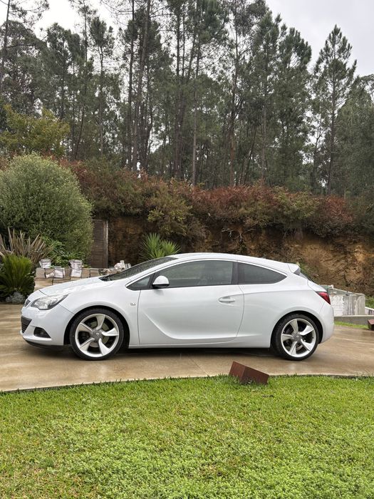 Opel Astra Gtc 2.0 Coupe