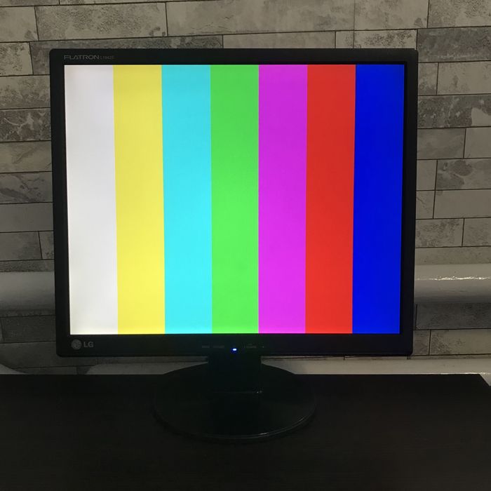 Монітор 19‘‘ LG FLATRON L1942S-BF