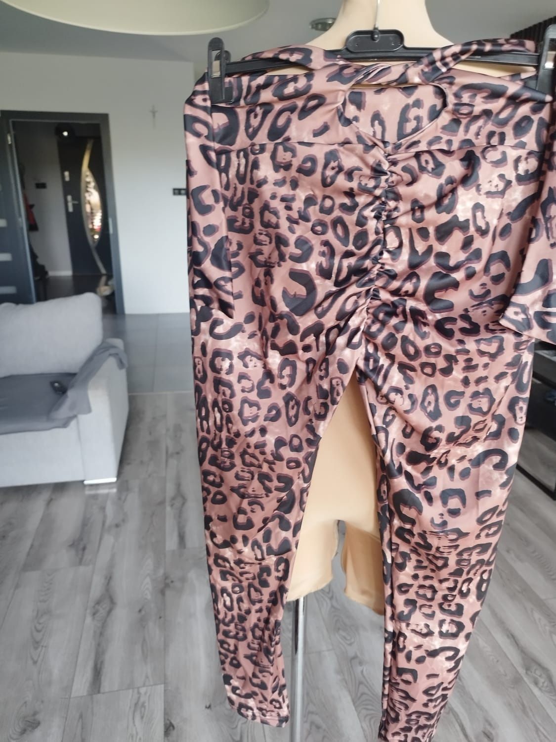 R.XXL nowe legginsy panterka uwydatniają pośladki