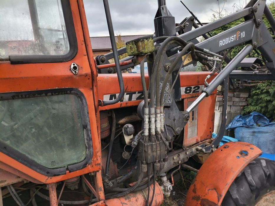 MTZ z turem sprzedam