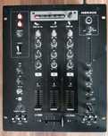 Mixer DJ Behringer NOX 303