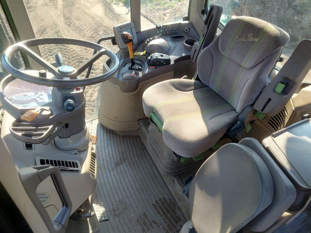 Ciągnik JOHN DEERE 7530 AUTO QUAD przedni TUZ+WOM Pneumatyka