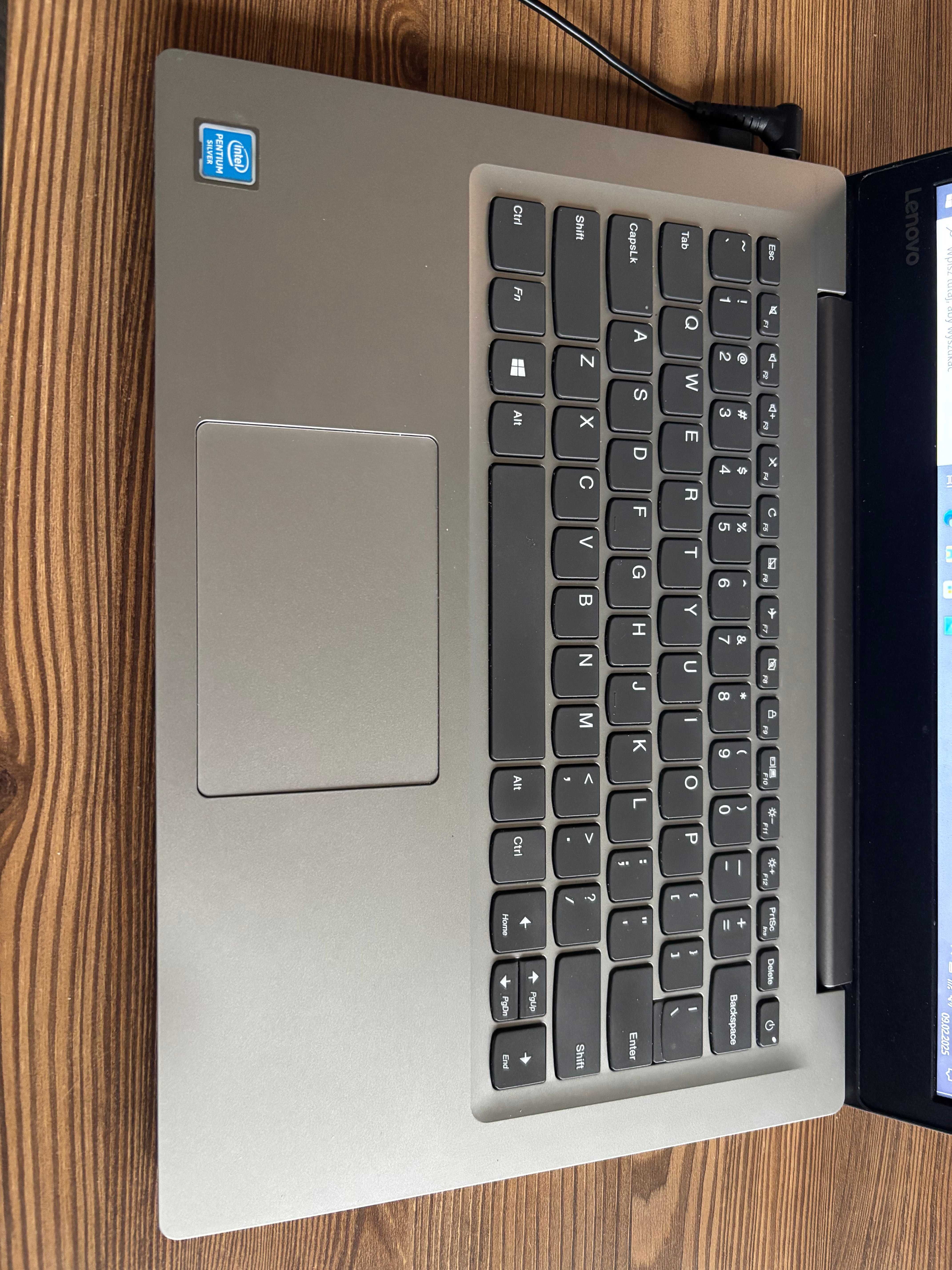 Laptop Lenovo Yoga 520-14IKB