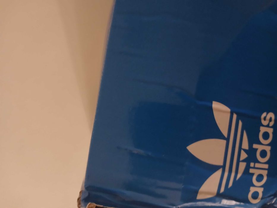 Tenis novos com caixa etiqutas