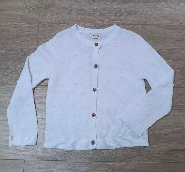 Biały elegancki galowy sweter guziki kropki 'F&F' 86/92