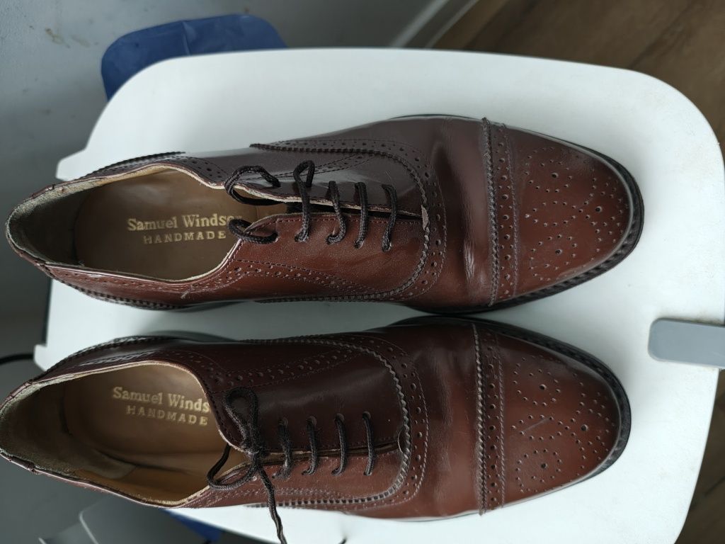 Piękne buty loake Samuel Windsor 41