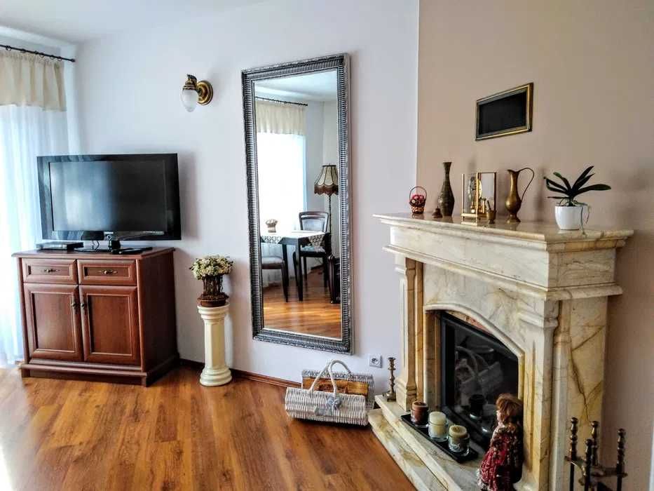 Apartament ,, Kominkowy,,  w górach , z balkonem z aneksem kuchennym