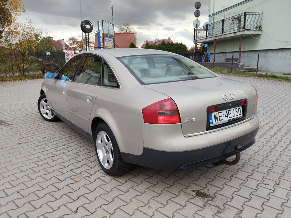 Audi A6 1.8 120KM*skóry*HAK*bardzo niski przebieg*IGŁA!!!