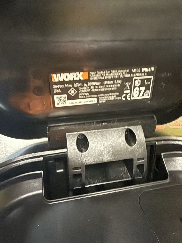 Robot koszacy Worx Wr141E