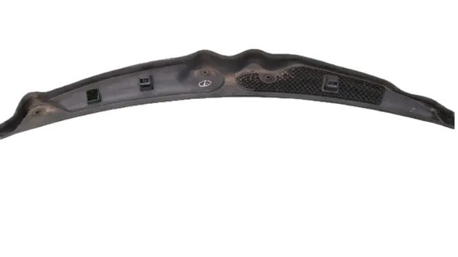 Plástico genérico MERCEDES-BENZ Classe C (W204)