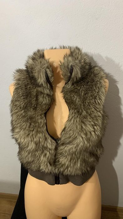 Kamizelka futerkowa H&M, cena 20zł, rozmiar 12-13lat, dla dziewczynki