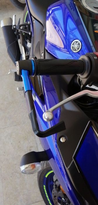 Klamki + osłony klamek r1 r6 cbr zx fz6 fz1 xj cb bandit fz8 gsxr