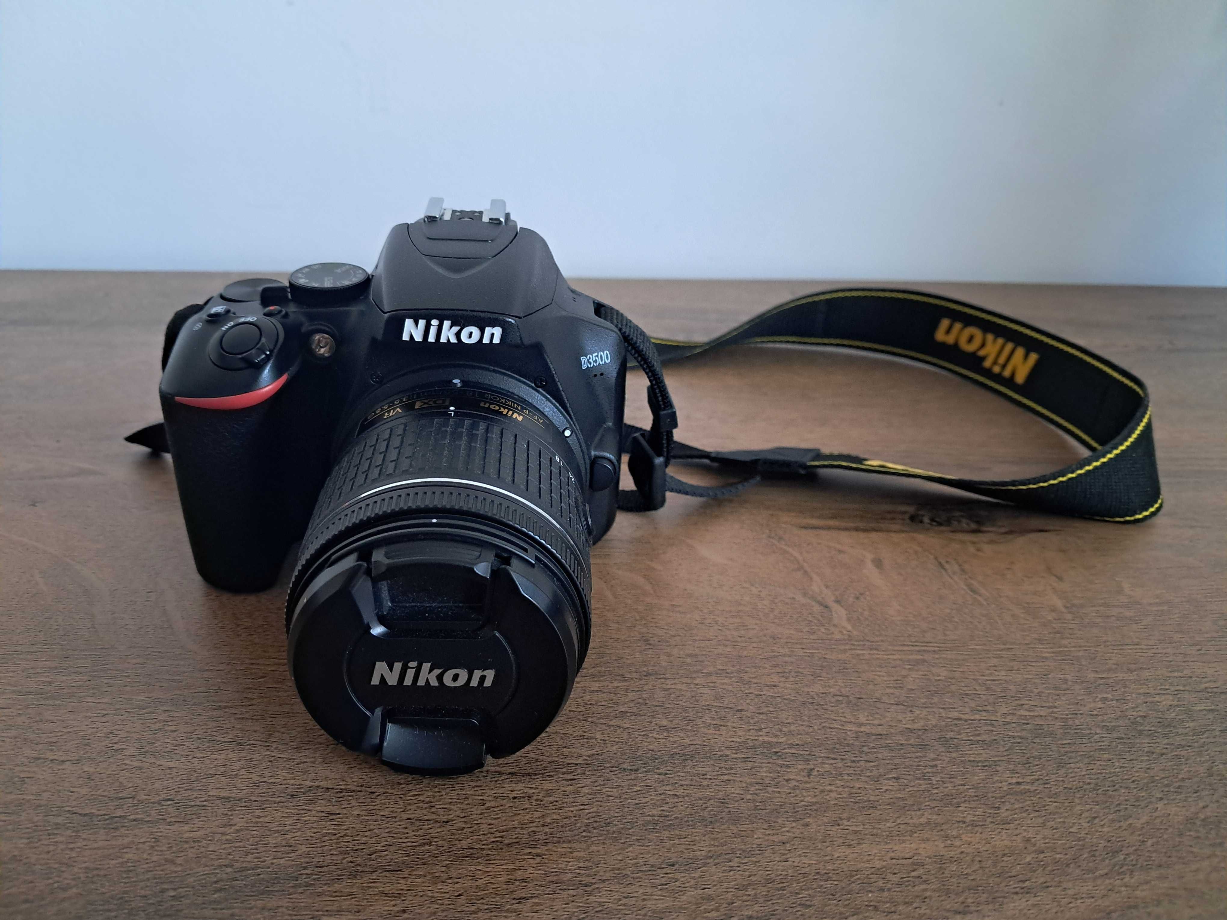 Nikon D3500 + NIKKOR 18–55mm f/3.5–5.6G AF-P DX + gratis