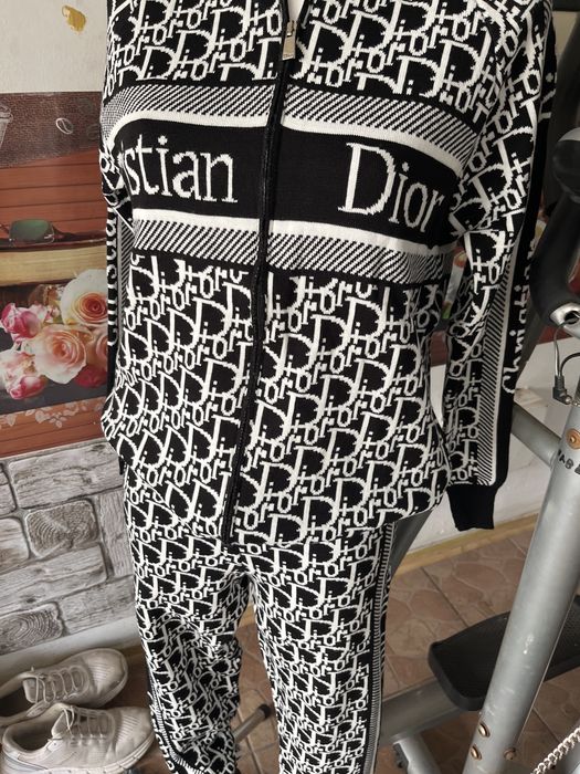 Dresik ocieplany damski