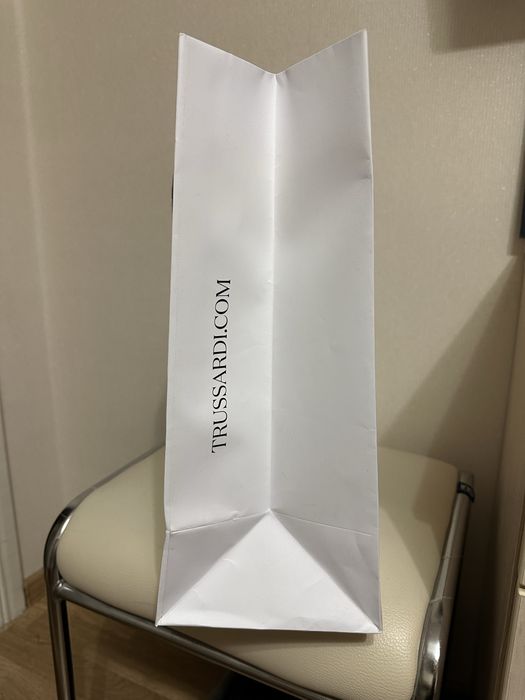 Новий великий пакет Trussardi