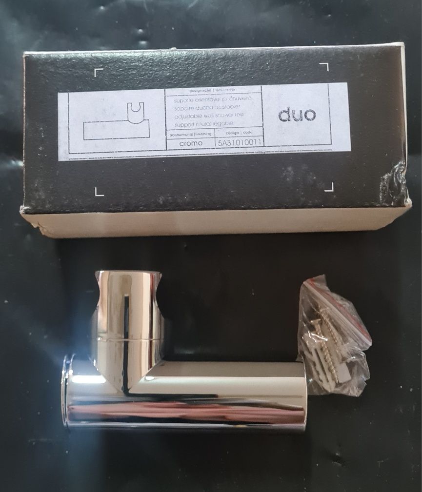 Suporte orientável para chuveiro