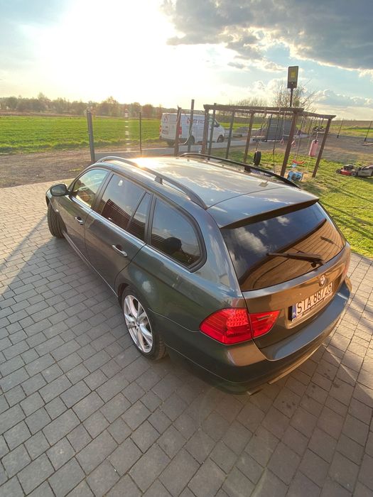 BMW serii 3 e90 318i 2009