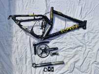 Rama rowerowa Scott Genius 26" + damper + sztyca + korba