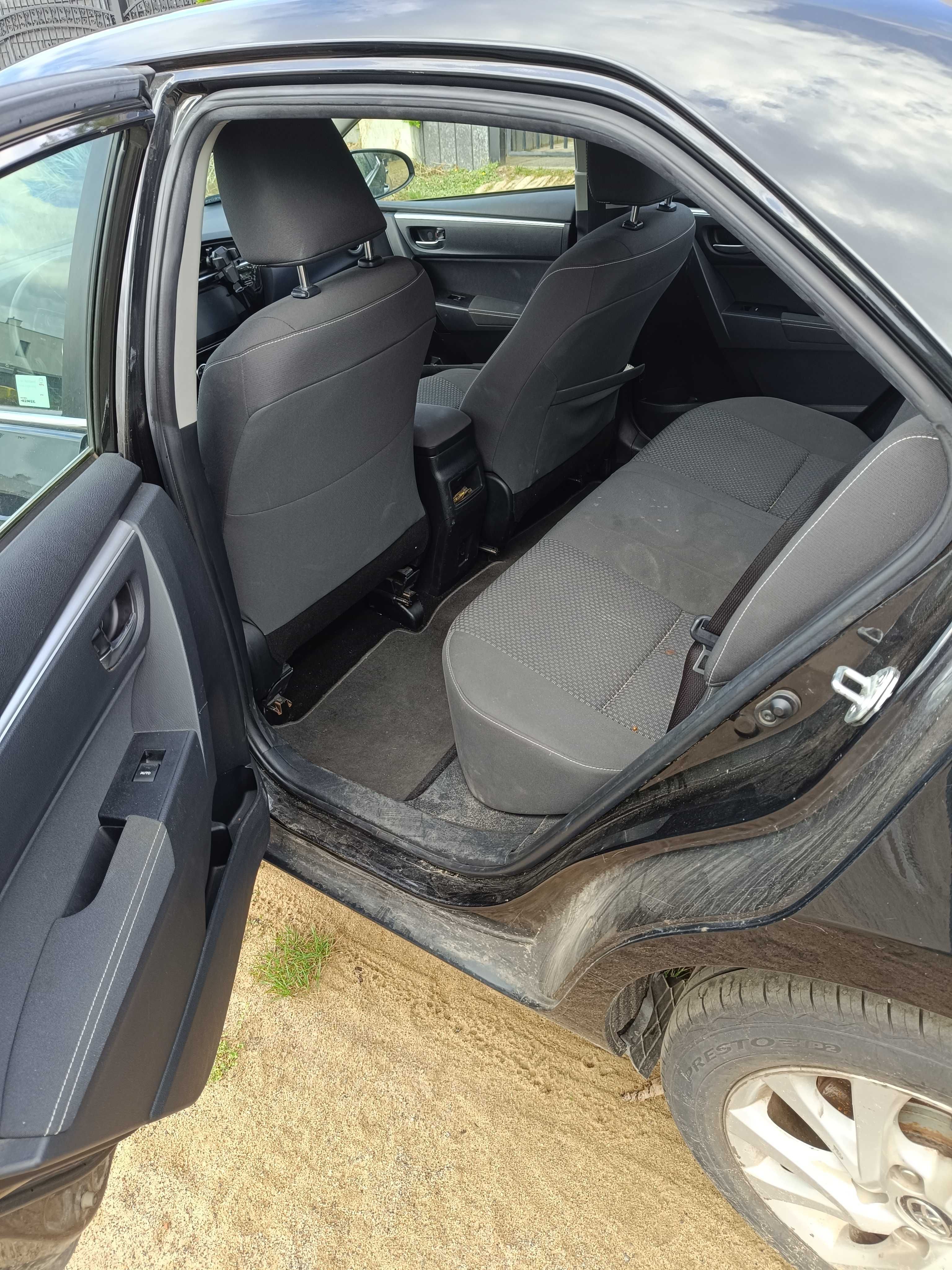 Toyota Corolla 1.6 benzyna sedan