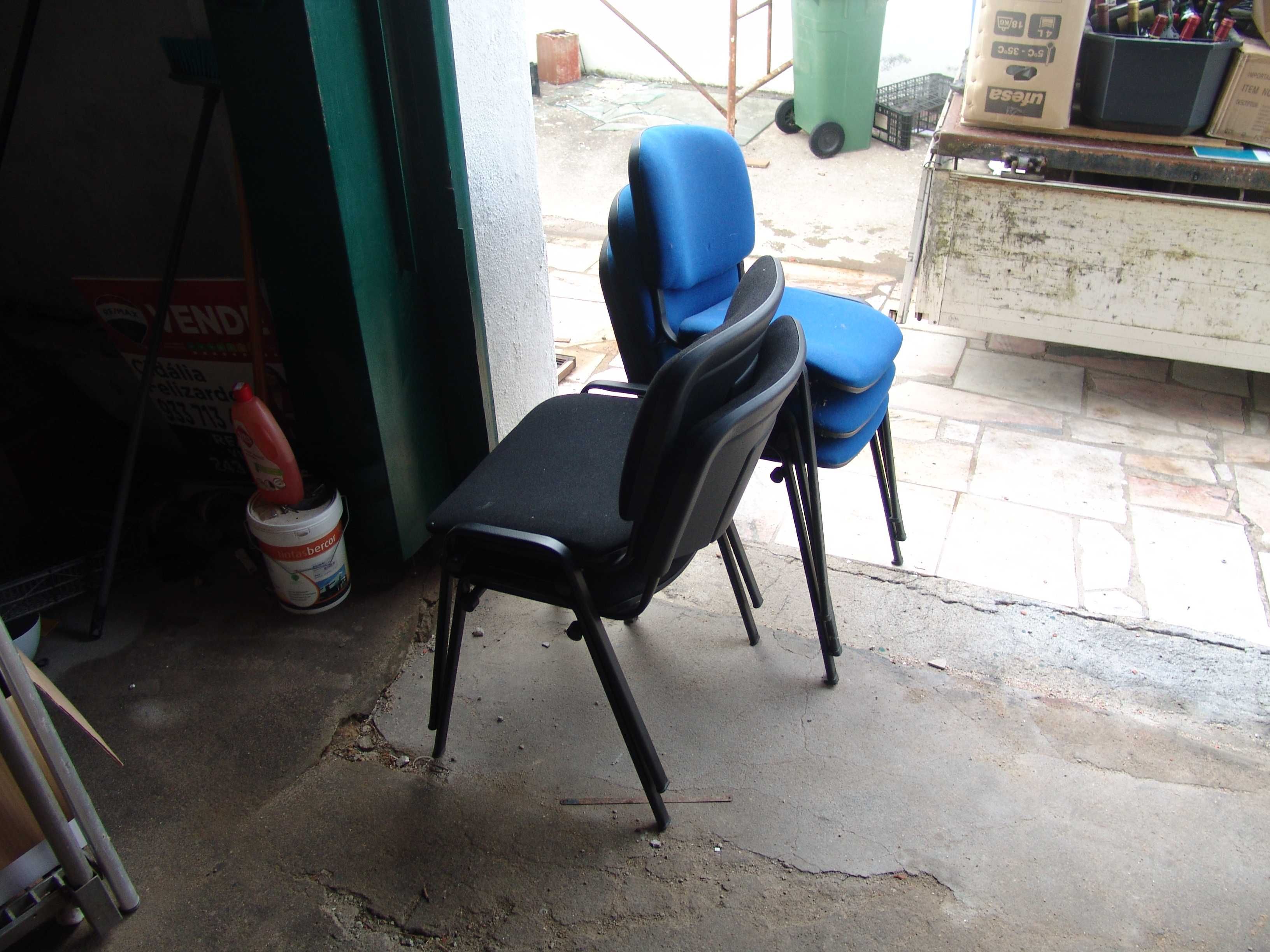 Cadeira de visitante para escritorio