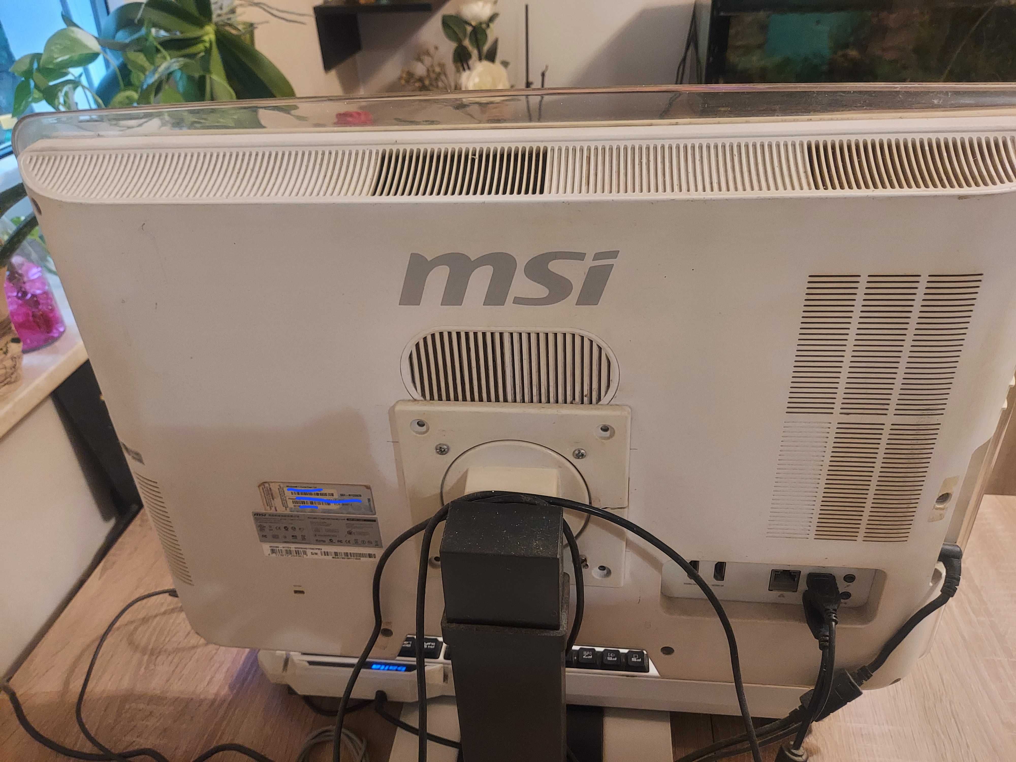 Komputer MSI Intel Pentium 2.90 GHz 6gb ram 169 HDD