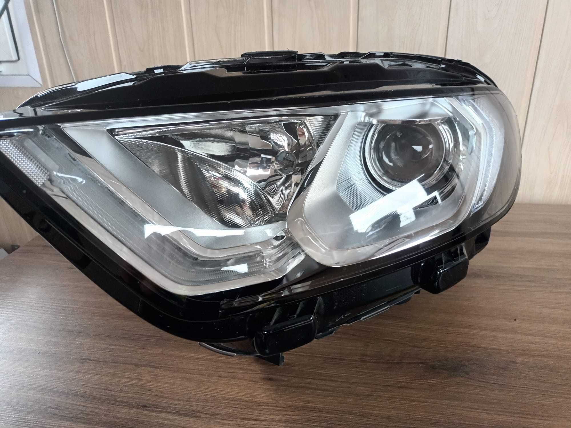 Ford EcoSport II lift - lampa lewy przód , soczewka led