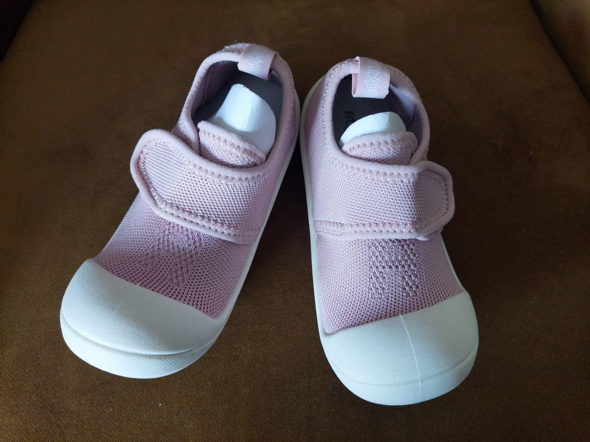 Buty Attipas r.30