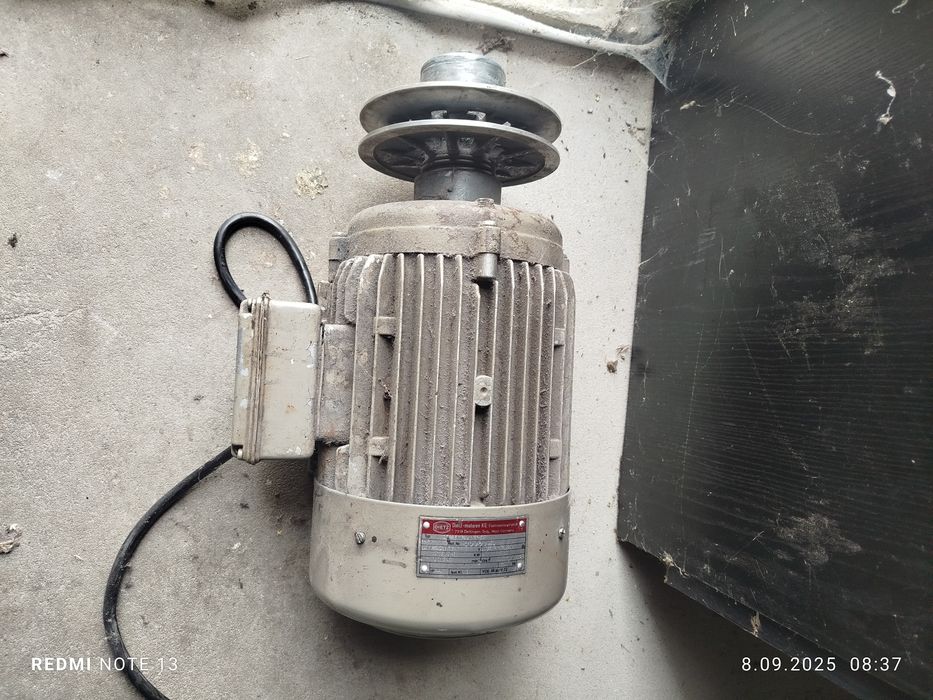 Silnik elektryczny 220 - 380 V