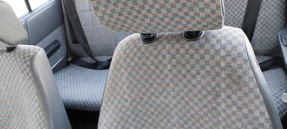 Renault 11 GTL e carro antigo tudo em funcionamento