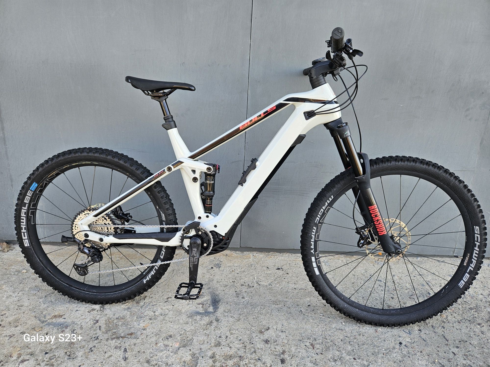 Електро велосипед BULLS Sonic Evo Am 3 29×27.5 Carbon