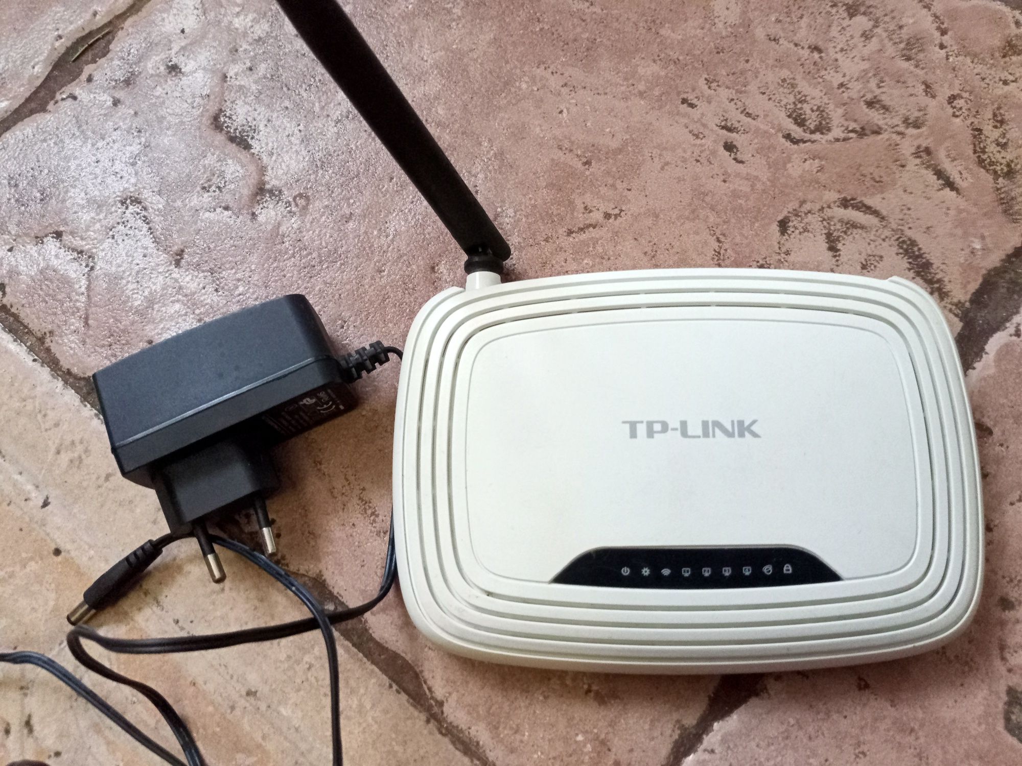 Б/У роутерTP-LINK TL-WR940N